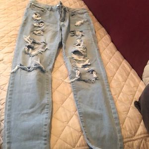 Garage jeans wore once only selling ut mint condition size 03 does not fit